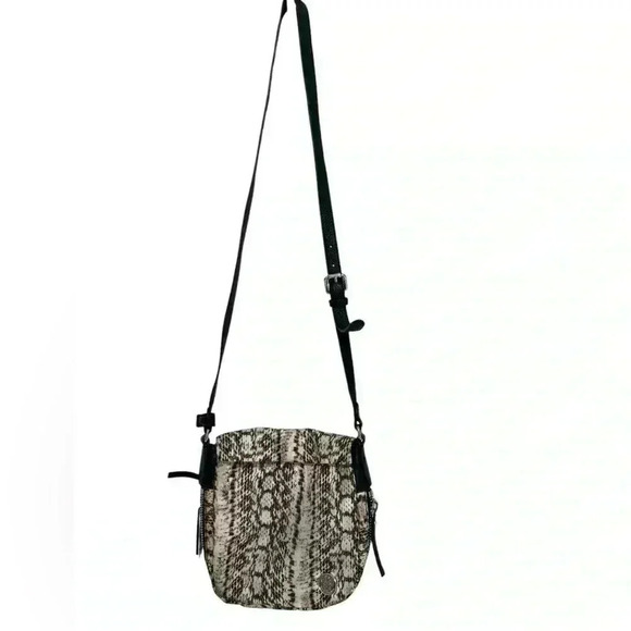VINCE CAMUTO SNAKE PRINT CROSSBODY - Picture 2 of 9